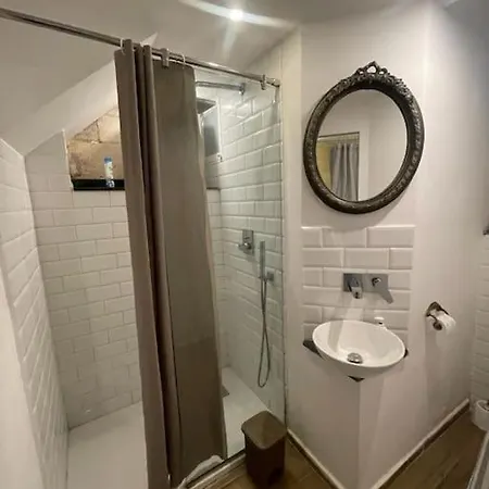 Valletta's Charming Loft شقة